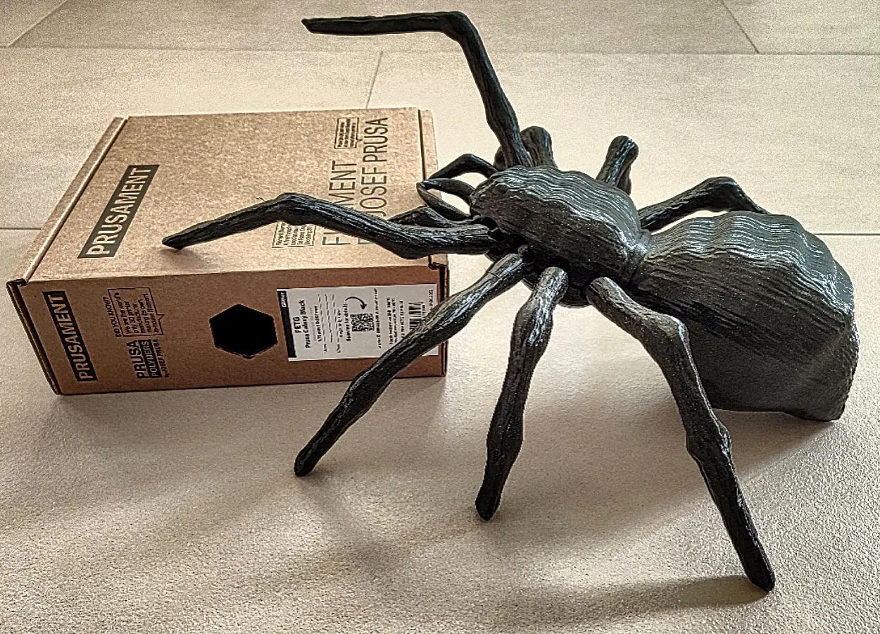 Giant Vase Spider - posable halloween print in vase mode! — modelo 3D