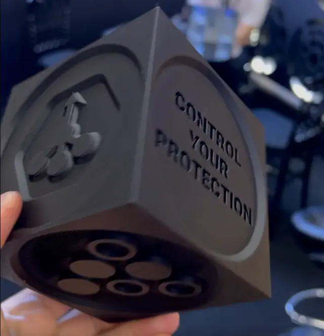 MITIGATOR Promo Cube — modelo 3D