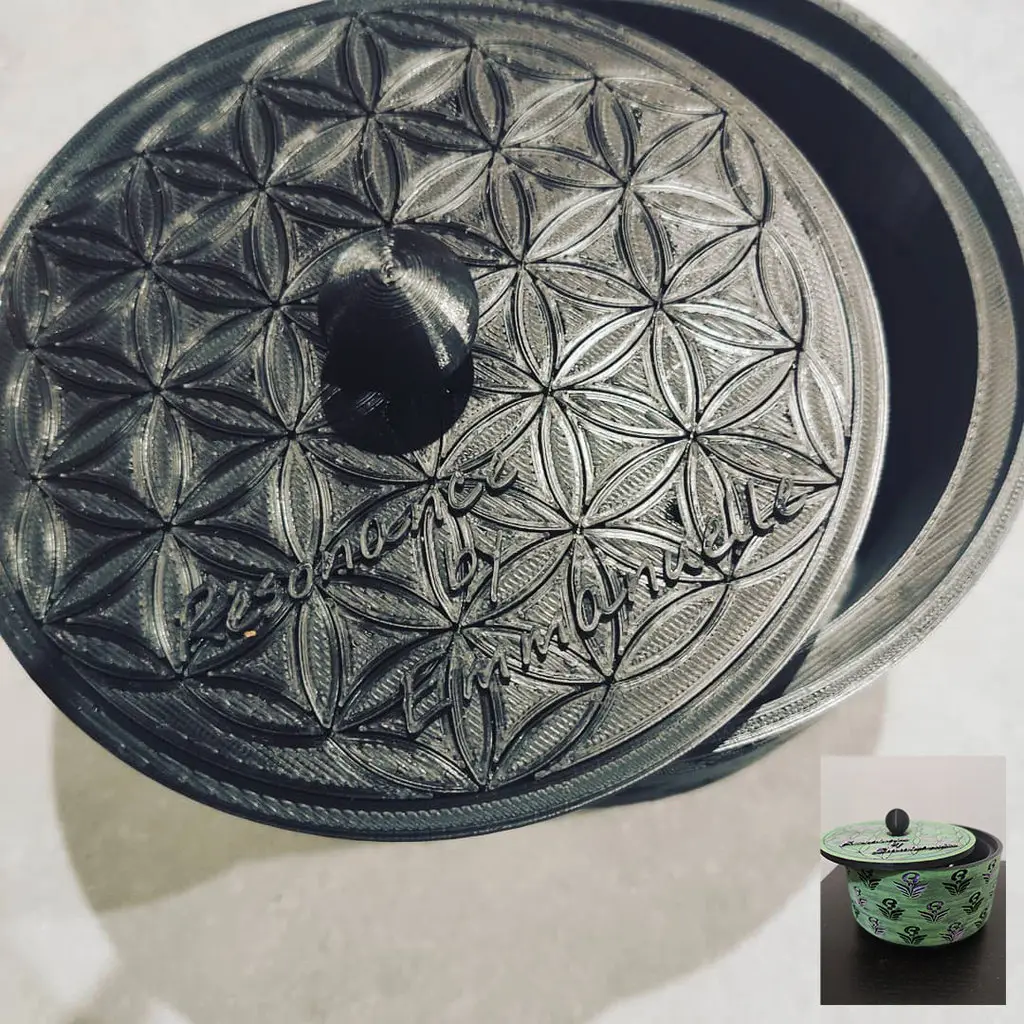 Rounded RbyE decorative box — modelo 3D
