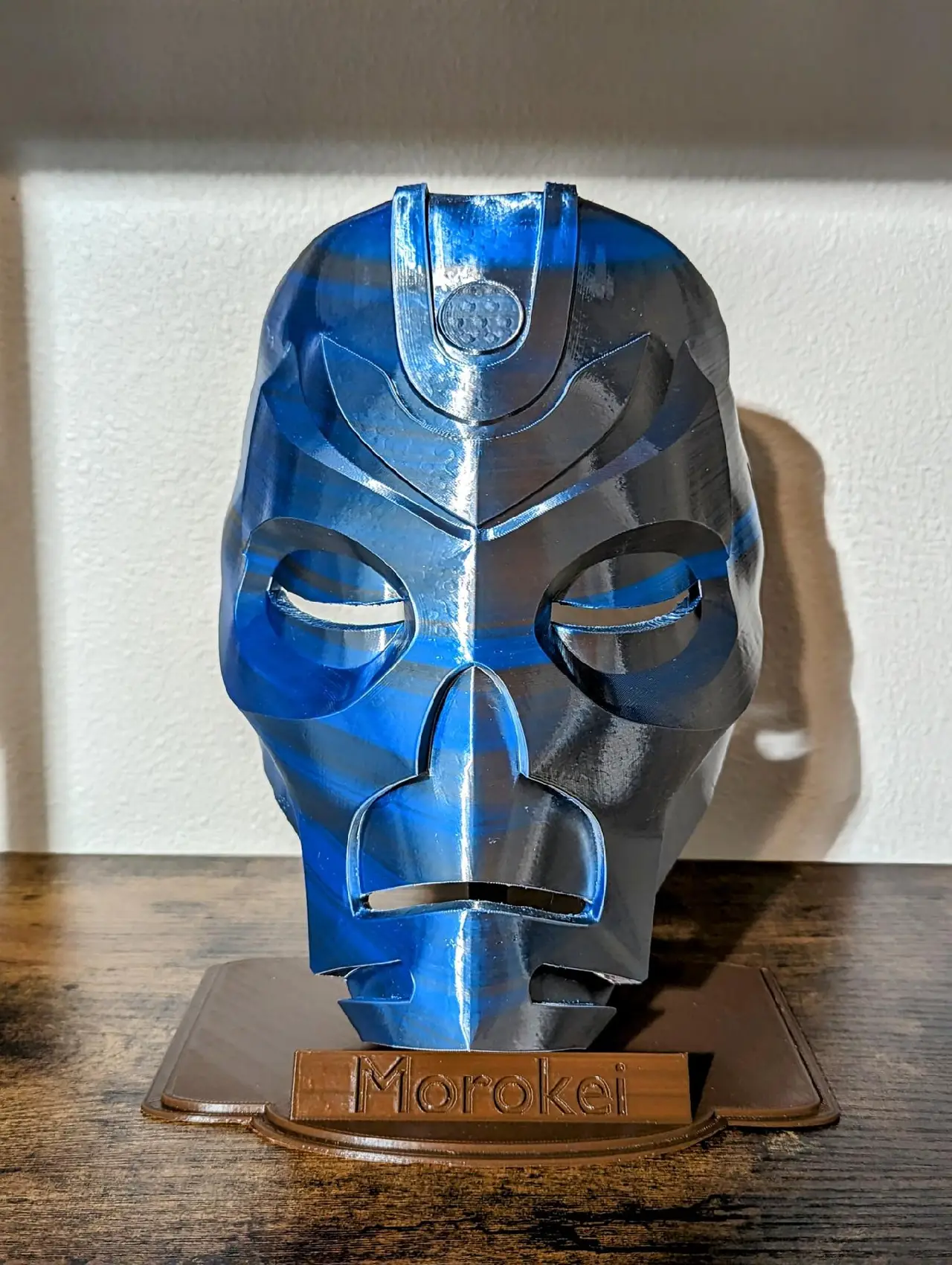 Wearable Skyrim Dragon Priest Mask with stand — modelo 3D