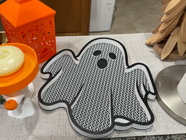 Cute Halloween Ghost Tray/Candy Dish/Wall Hanging — modelo 3D
