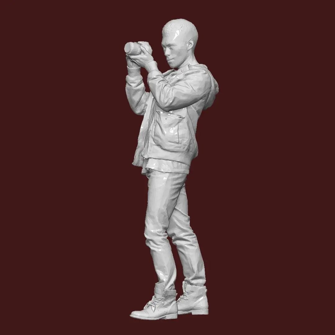 1:43 MAN TAKING PHOTO FOR DIORAMA — modelo 3D