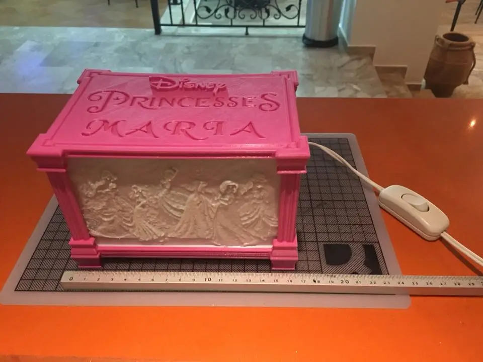 Disney Princesses Lithophane Box — modelo 3D