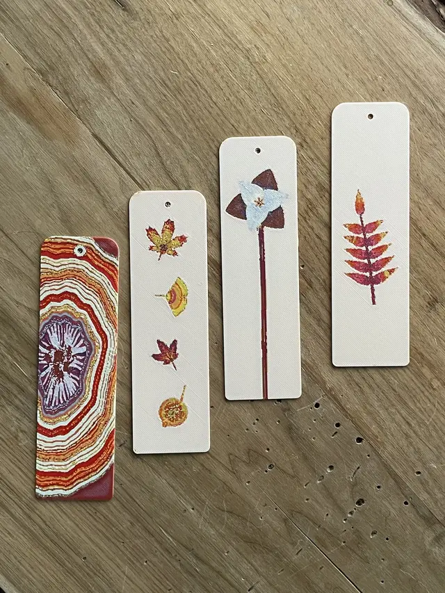 Autumn Leaf Bookmarks, 4 Colours, No Paint — modelo 3D