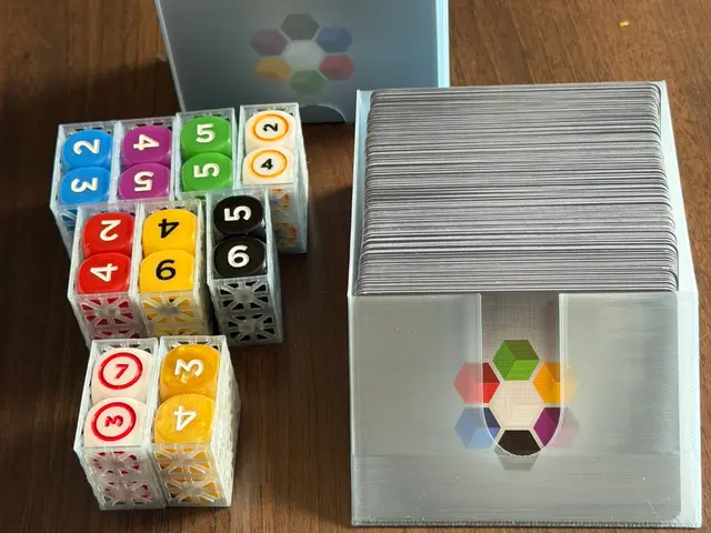 Bare Bones dice game insert w/ both Expansions — modelo 3D