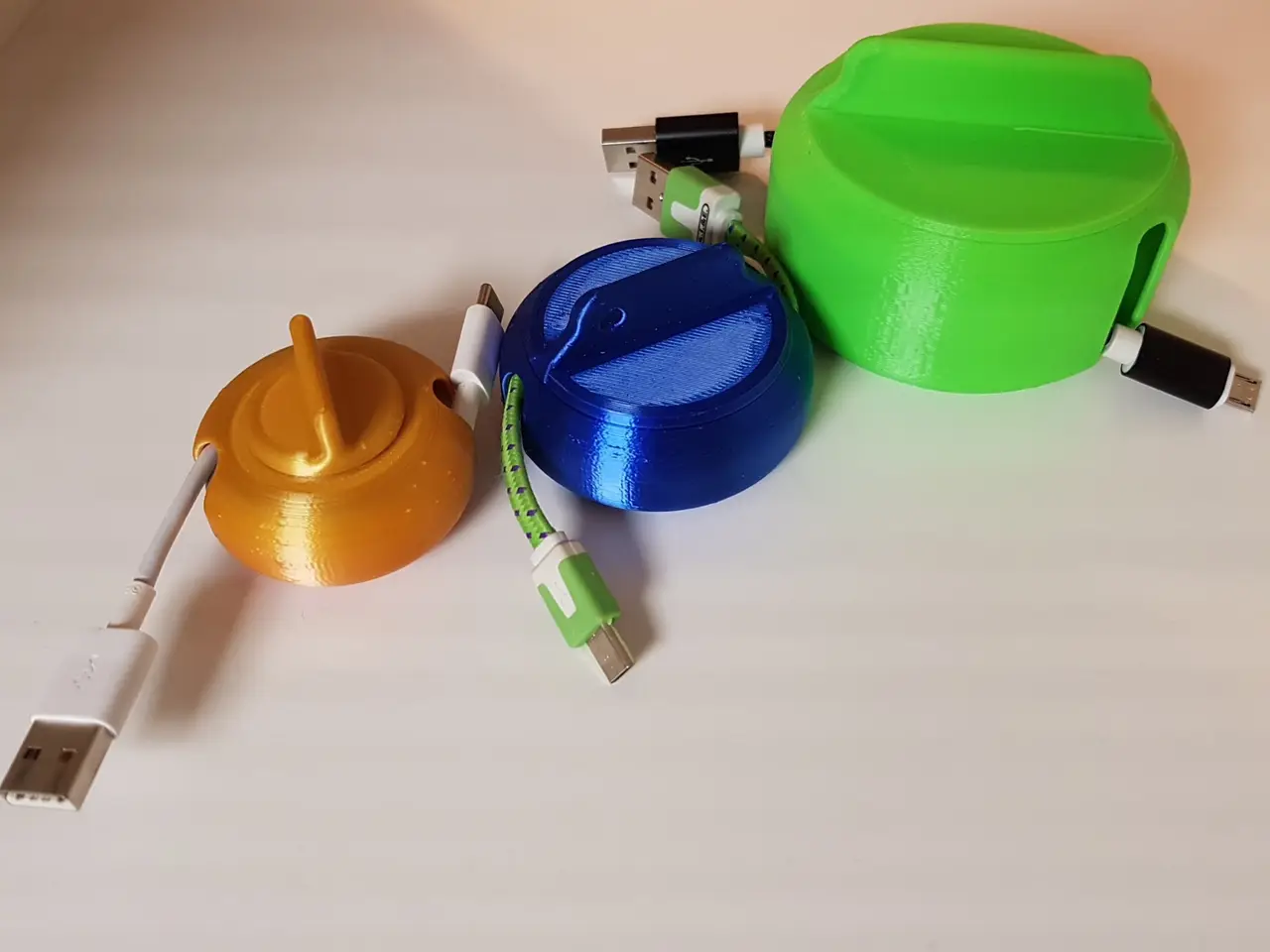 Kabelrolle Handy Ladekabel / cable spool — modelo 3D
