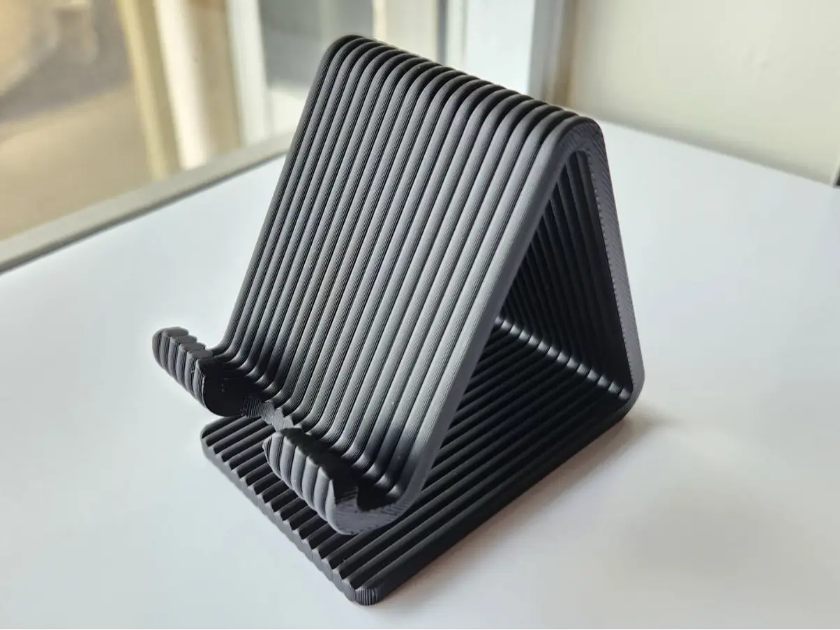 Phone stand — modelo 3D