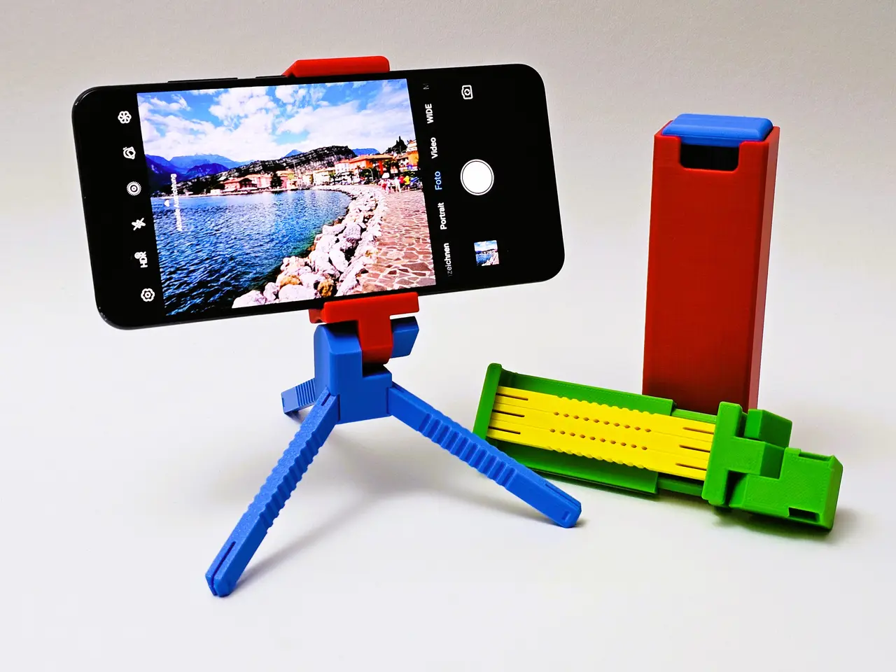Compact Smartphone Tripod — modelo 3D