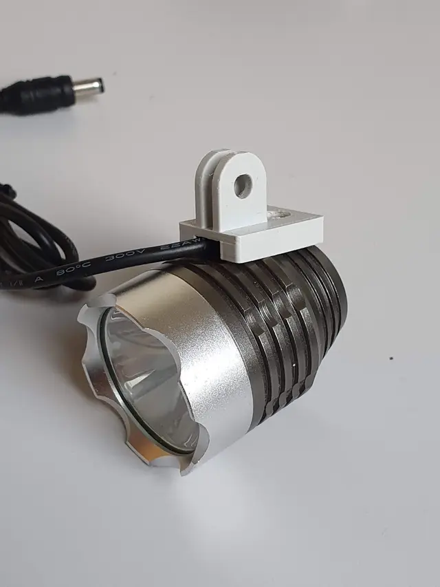 T6 LED Bike light fixture for GoPro — modelo 3D