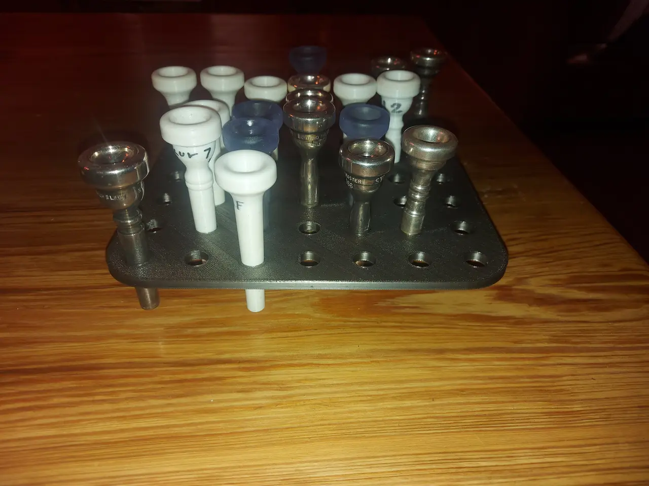 Trumpet Mouthpiece Storage Stand — modelo 3D