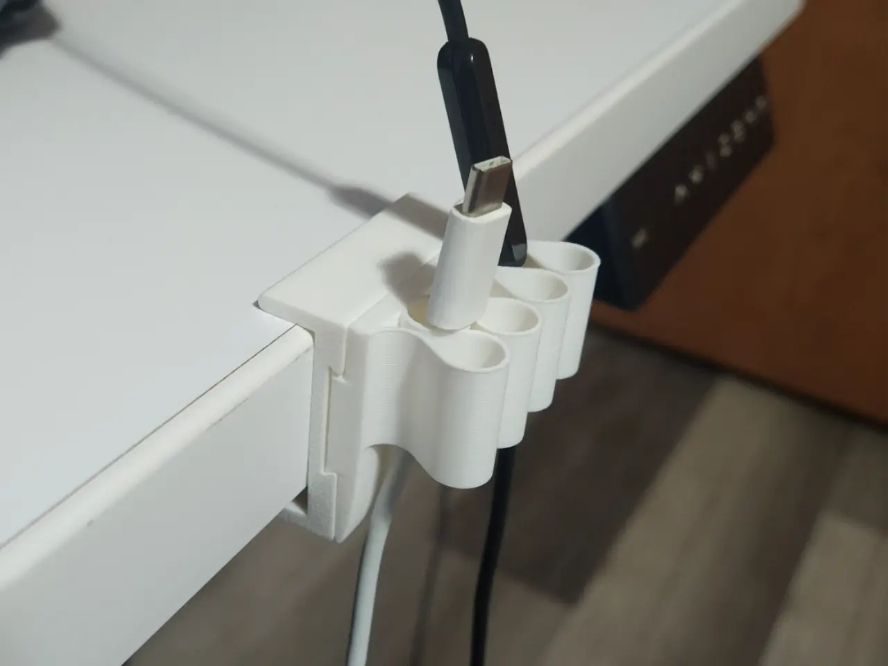 Table Cable Clip (Customizable) — modelo 3D