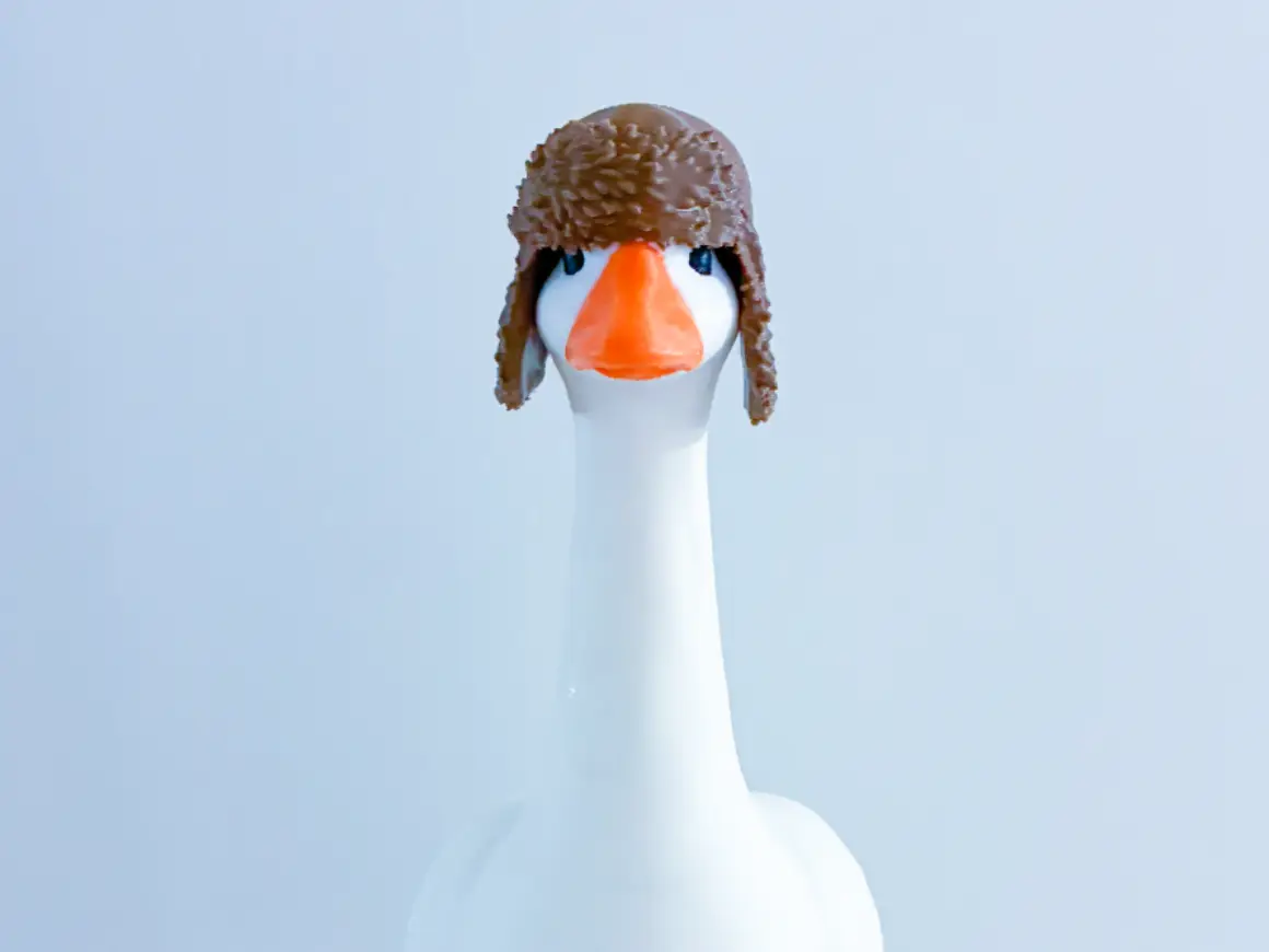 Ear Flap Winter Hat Desk Goose Gear — modelo 3D