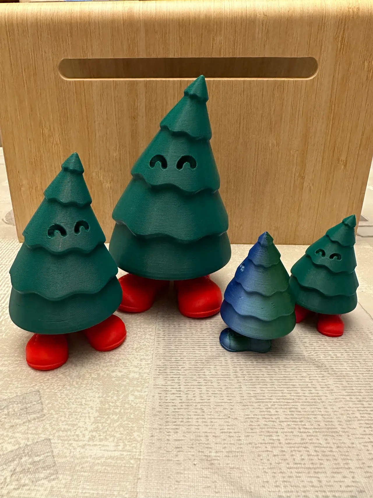 Cute Christmas tree with shoes — modelo 3D