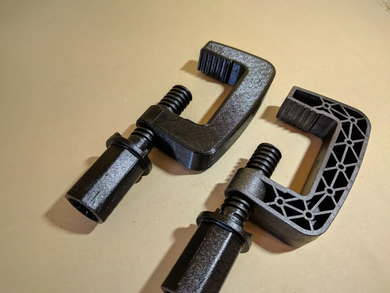 Logitech Driving Force GT replacement clamping piece — modelo 3D