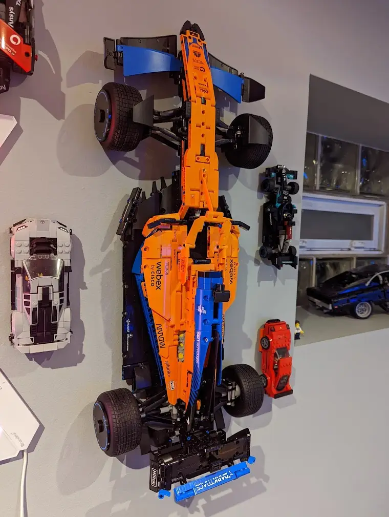 LEGO McLaren Formula 1 Wall Mount — modelo 3D
