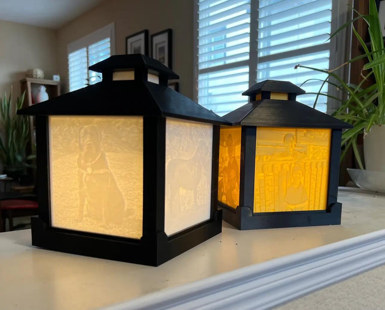 Lithophane Light Photo Box with AC plug and C7 LED bulb — modelo 3D