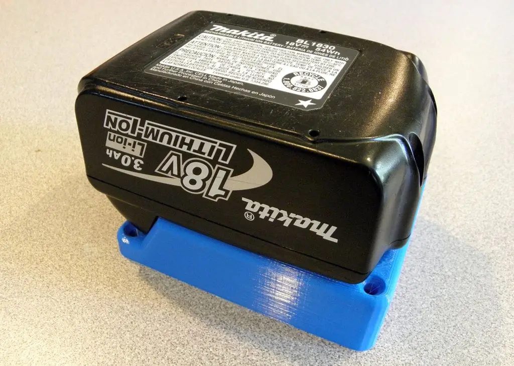 Makita Battery Mount — modelo 3D