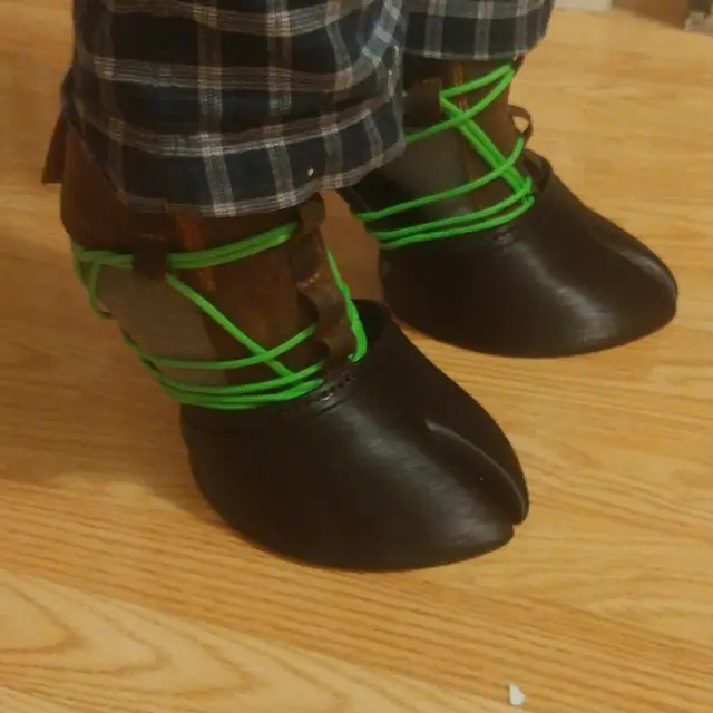 Cloven Hoof Shoe — modelo 3D