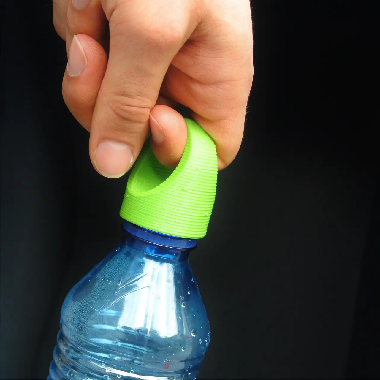 Plastic bottle handle — modelo 3D