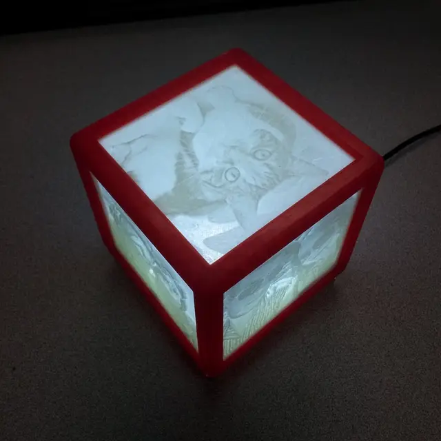 Lithophane Box Lamp (LED/USB powered) — modelo 3D
