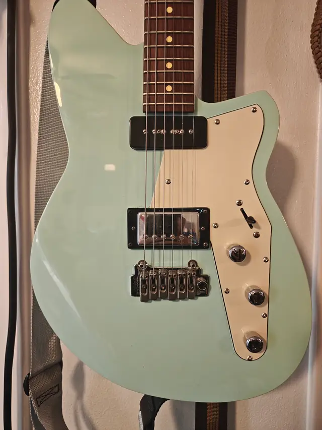 Reverend Double agent W pickguard rout — modelo 3D