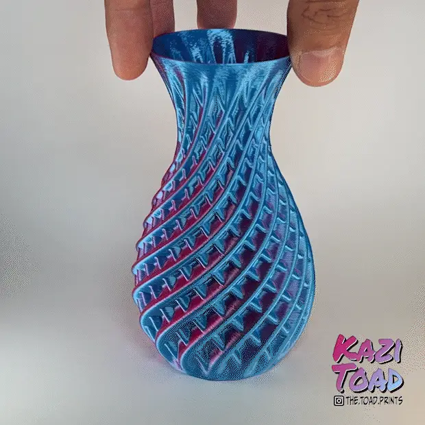 Double twist vase (Vase No. 5) — modelo 3D