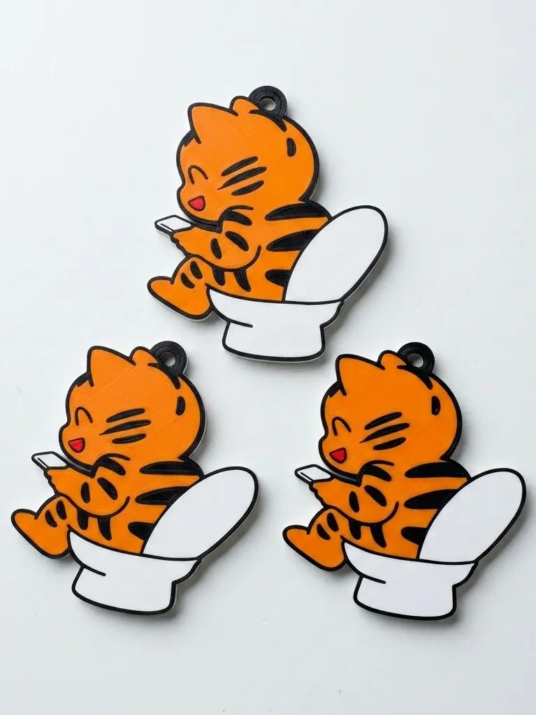 The Scrolling Tabby - Funny Multi-Color Cat Keychain — modelo 3D
