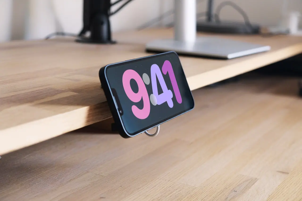 Magsafe charger clamp — modelo 3D