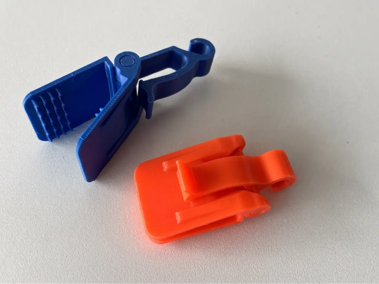 Heavy-Duty Sock Clip | Real Hinge & ASA Optimized — modelo 3D