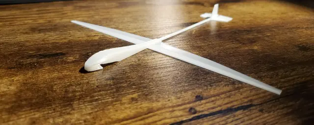 Stable glider V7a + Notch for rubber band launch (50m+ range) — modelo 3D