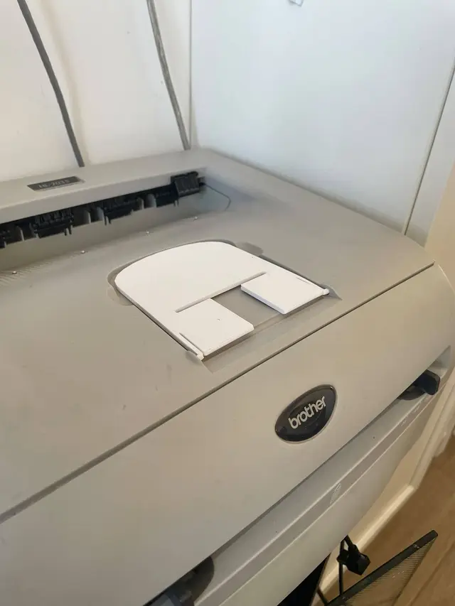 Brother HL-2035 Paper Support – Flexible Hinge Remix — modelo 3D