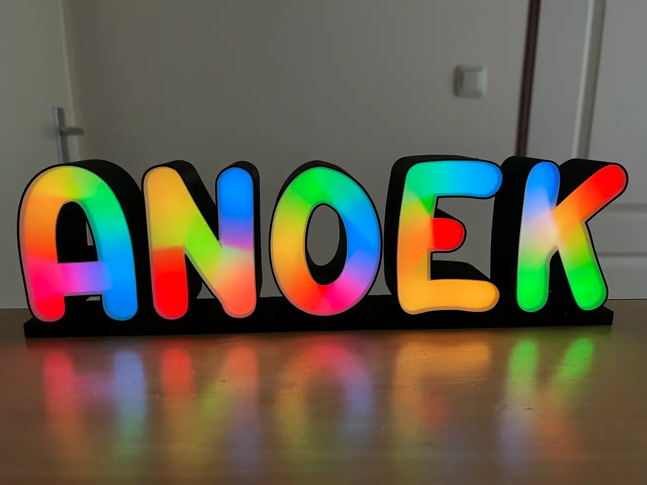 Glowing WLED or LED all alphabet letters and all numbers 8.5 cm high — modelo 3D