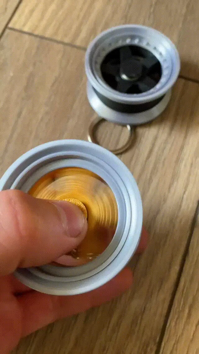 Spinning Wheel Keychain - BBS — modelo 3D