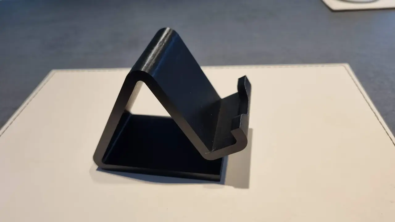 Phone stand — modelo 3D