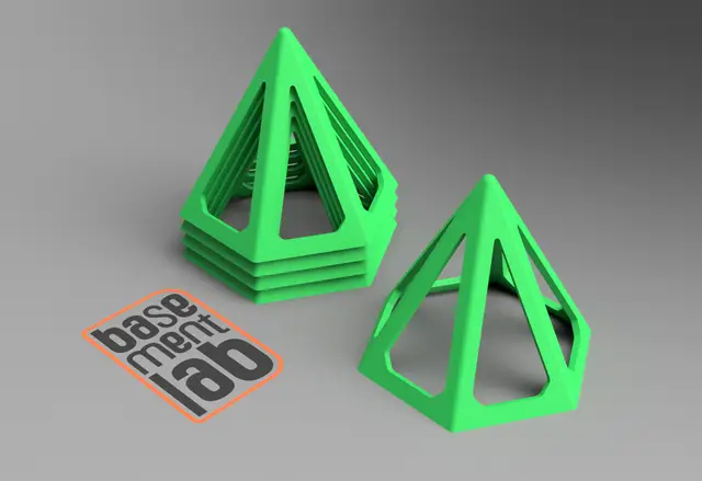 Painters Pyramid Stands - Stackable - Scalable in size and requirements — modelo 3D