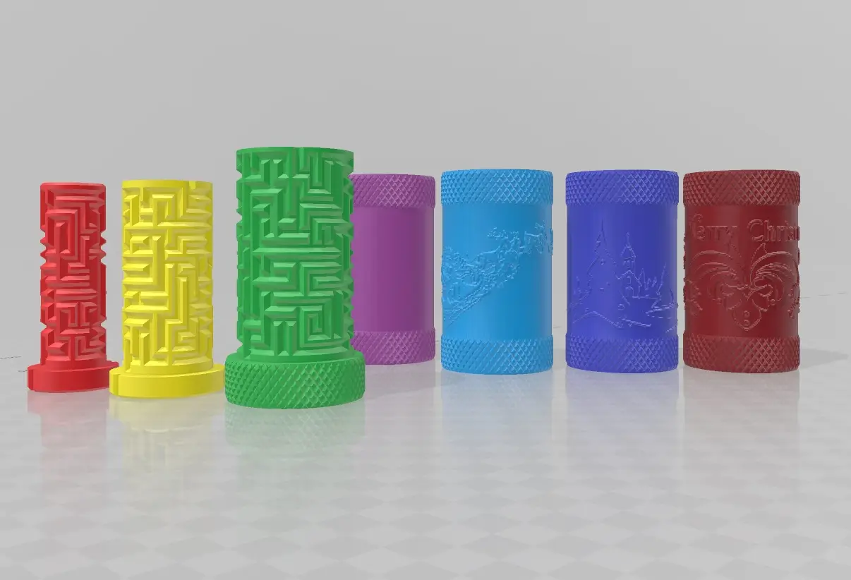 Russian Doll Maze Puzzle Box with Christmas themed Lids — modelo 3D