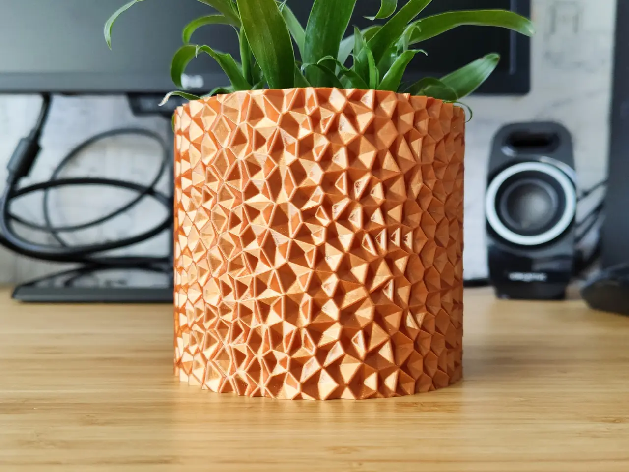 Pyrite Voronoi Pot and Planter - Vase mode design — modelo 3D