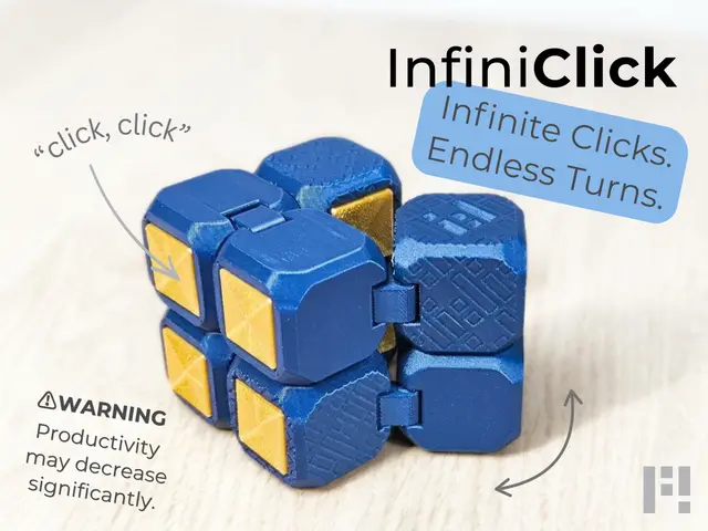 InfiniClick - Infinity Cube with 8 MX Switches — modelo 3D
