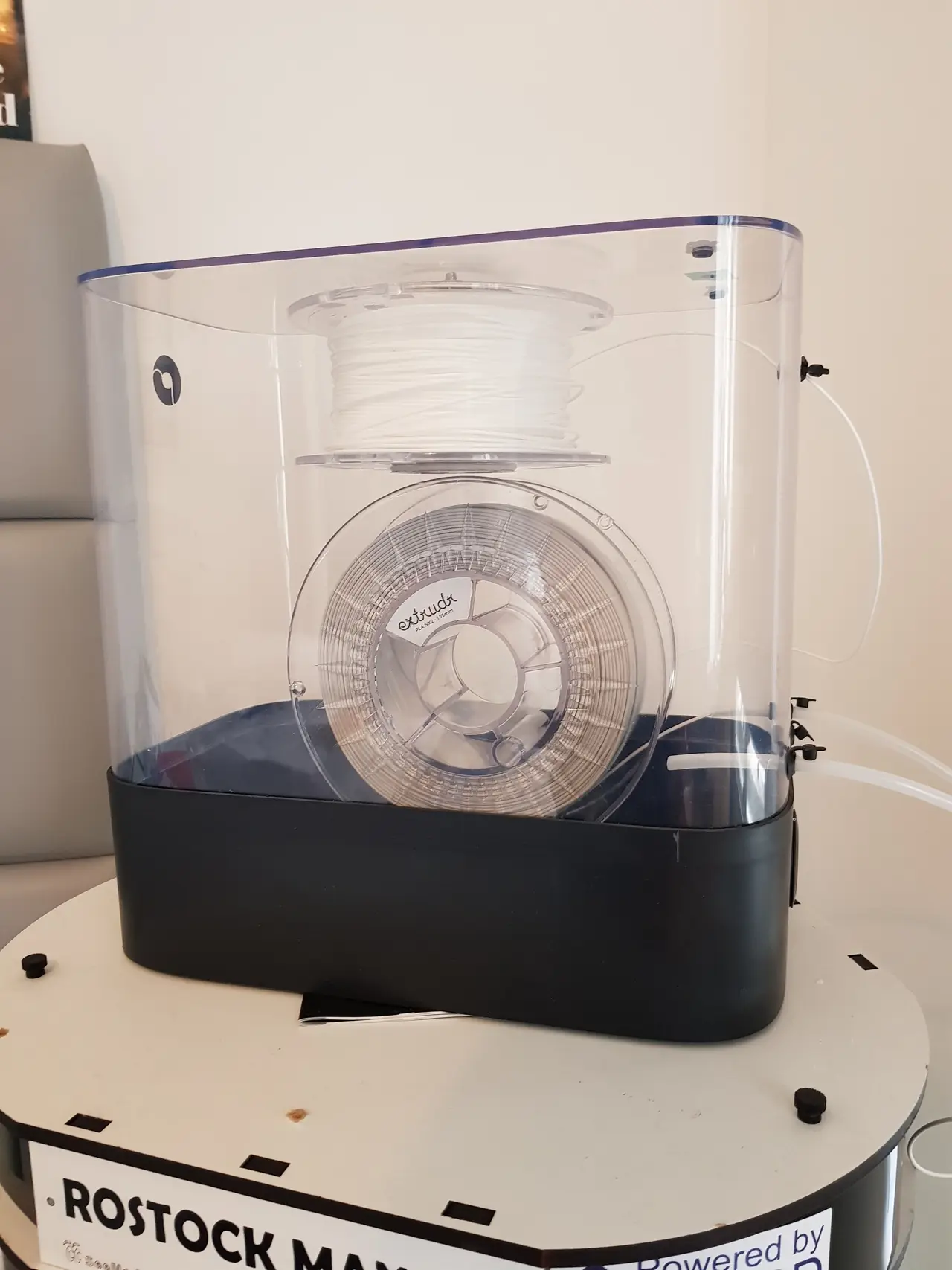 Polybox mod - Fit a 3rd filament spool inside! — modelo 3D
