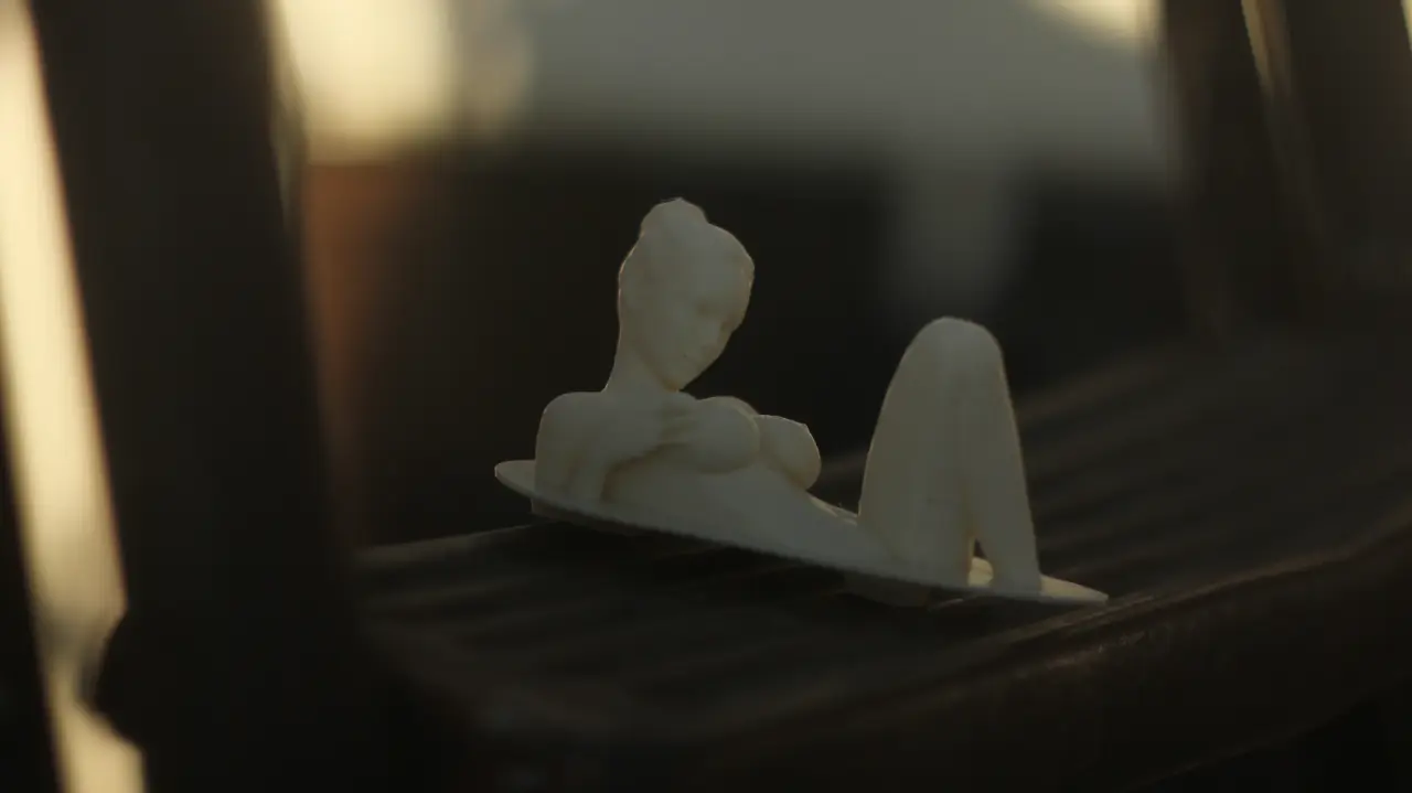 girl sculpture- 3D printer mount — modelo 3D