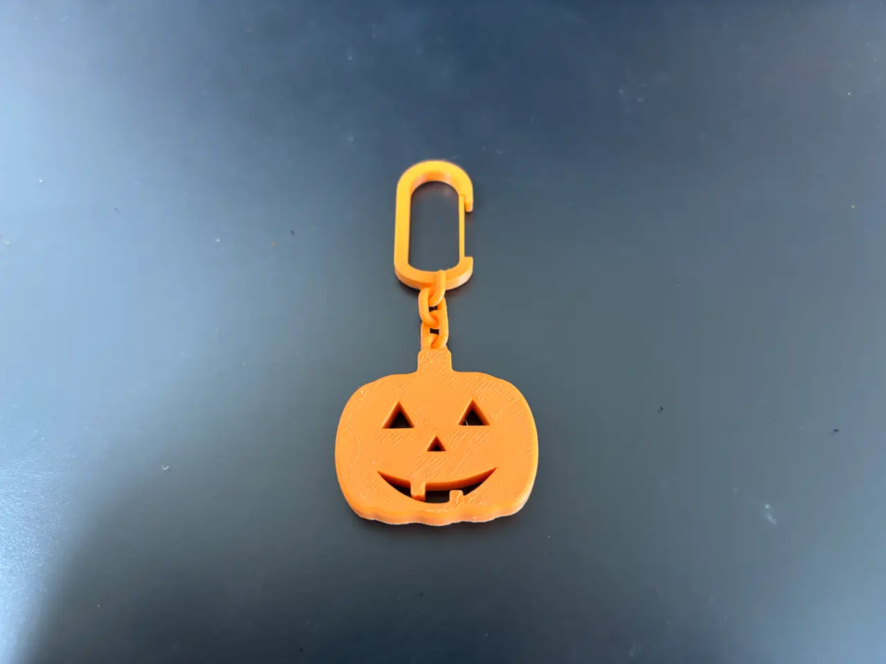 Pumpkin Keychain - Print-in-Place Chain and Clip — modelo 3D