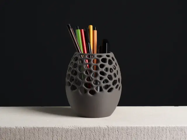 Voronoi Pencil Holder Cup, Office Desk Organizer — modelo 3D