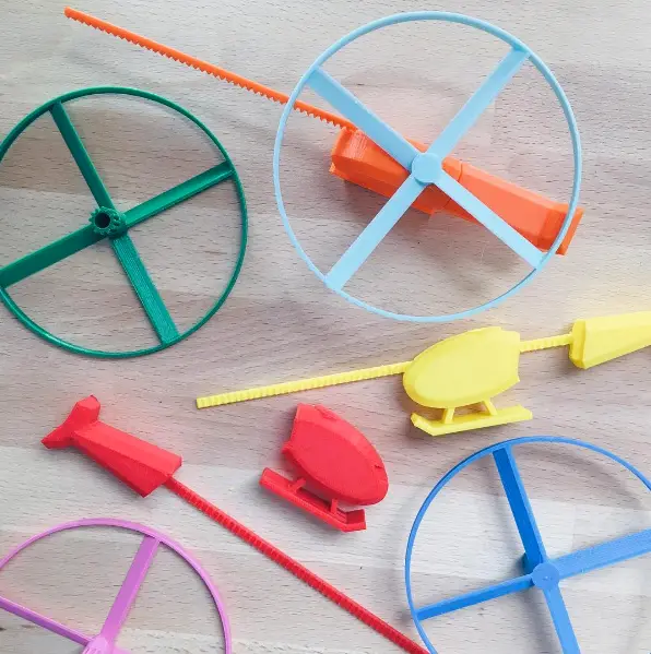 Flying Helicopter Toy (OLD) — modelo 3D