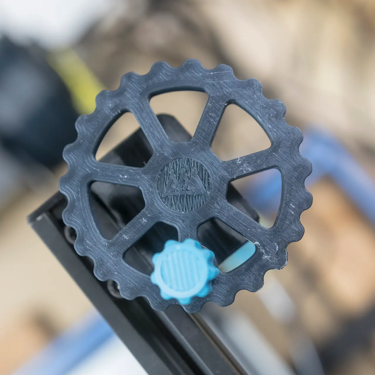Z-axis Adjustment Knob Mod for CR-10 and other printers with Z-thread — modelo 3D