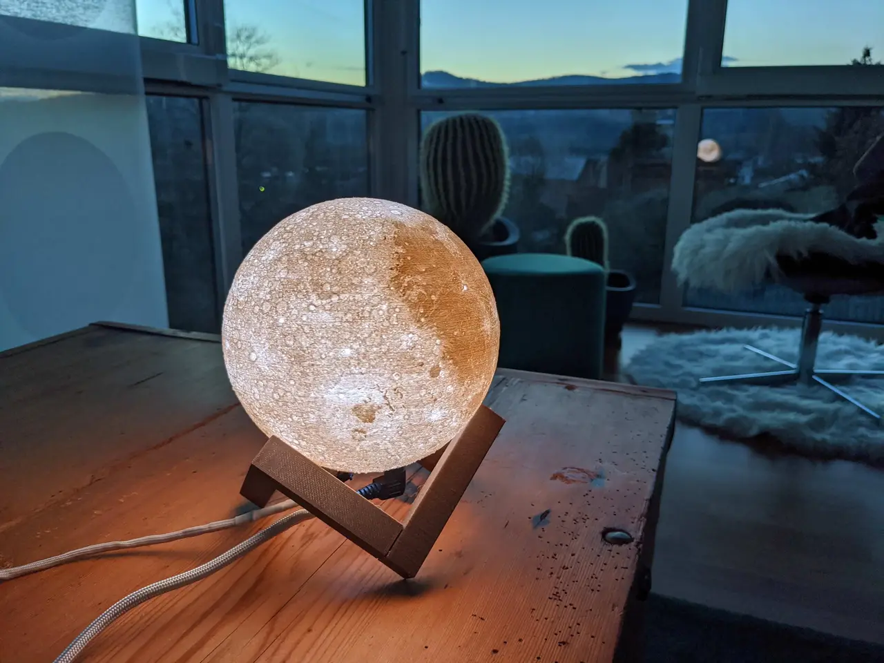 Moon Lamp (LED Strip Mount WS2812B) — modelo 3D