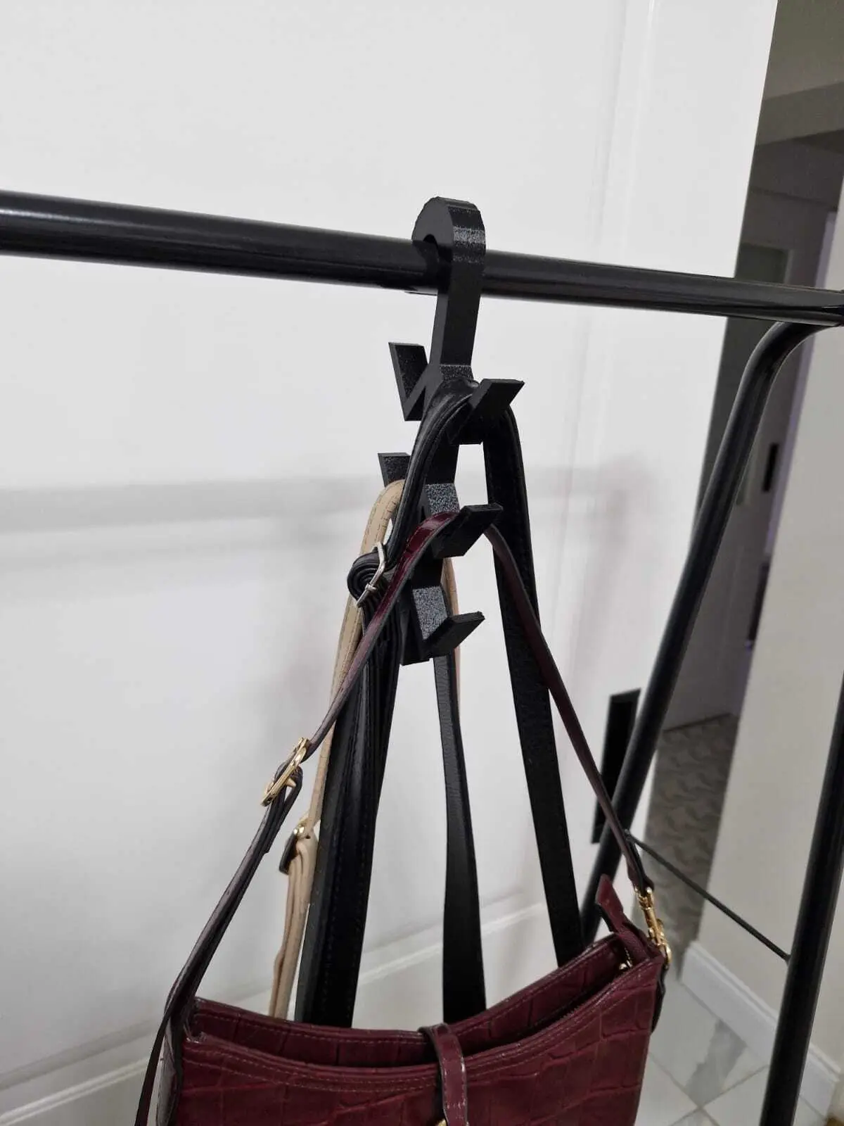 Wardrobe bag rack-Gardırop çanta askılığı — modelo 3D