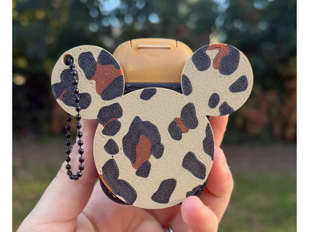 Leopard Mickey Sanitizer Holder — modelo 3D