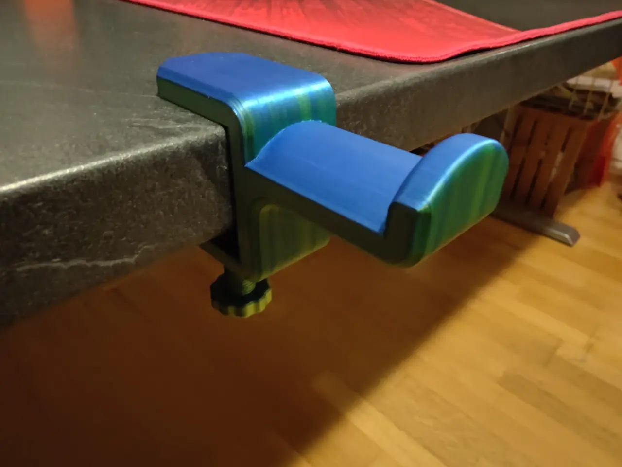 Clampable Parametric Headphone Stand — modelo 3D