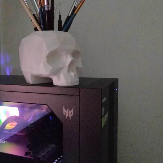 Low-Poly Skull — modelo 3D