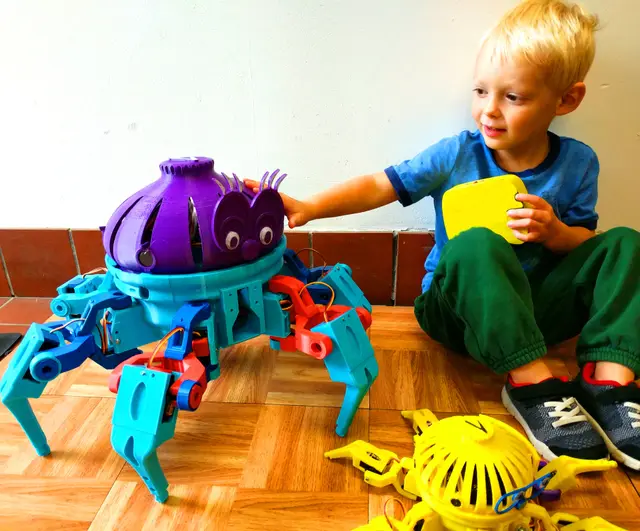 Max The Megapod (Large Walking Robot) — modelo 3D